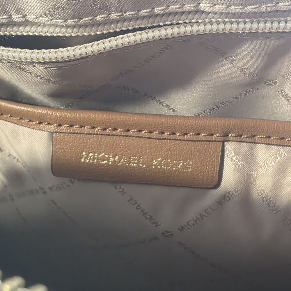 Michael Kors Emmy Large Backpack Signature Vanilla Acorn Designer Backpack Bag - Picture 6 of 7